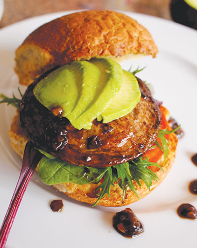 Avocado recipes: Mushroom Burger with Avocado and Yoghurt Sauce