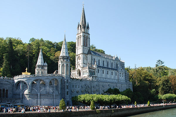 Notre Dame de Lourdes
