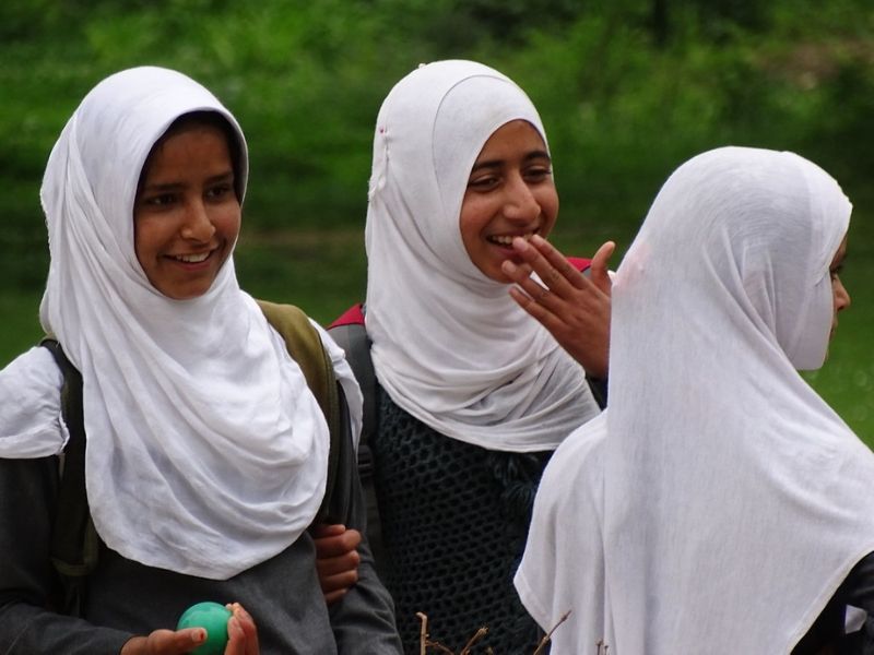 Karnataka: No Hijab for K-CET. Stringent measures taken on lines of NEET