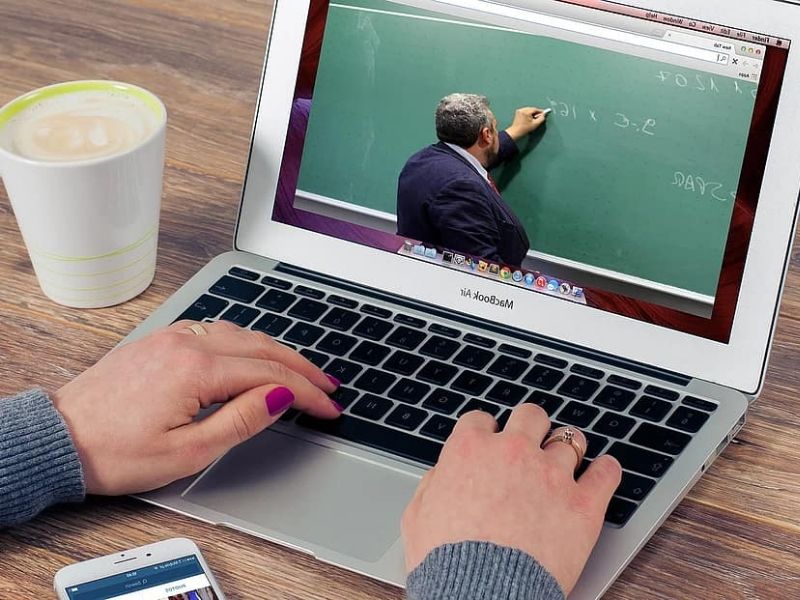 How technology will transform higher education in 2021 - EducationWorld