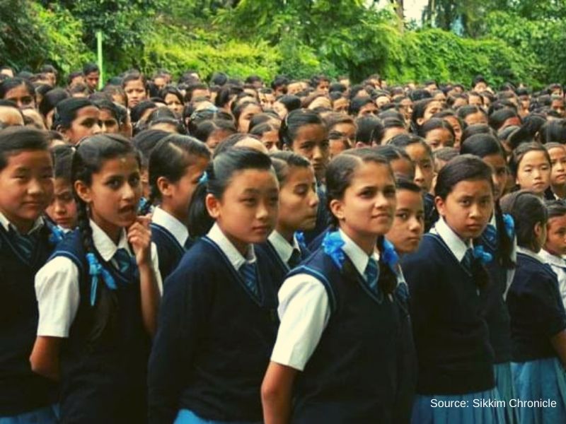 Government reopening schools