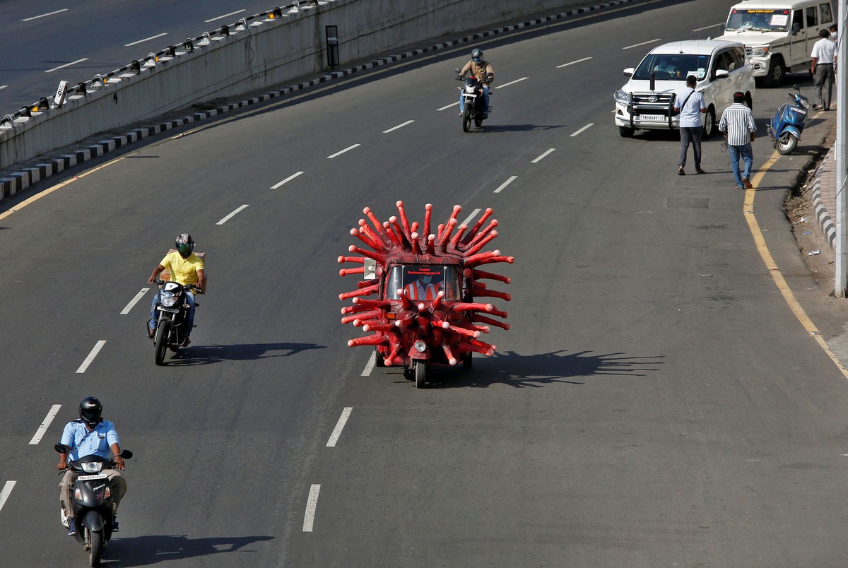 Corona Auto rickshaw 