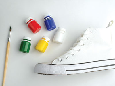 Give sneakers a makeover!
