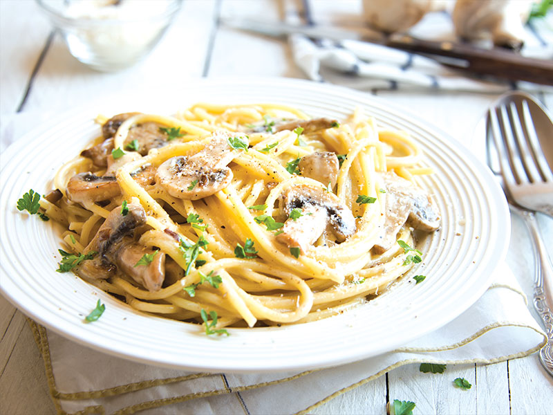 Creamy mushroom spaghetti