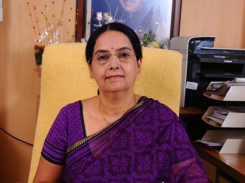 Dr. Minu Madlani