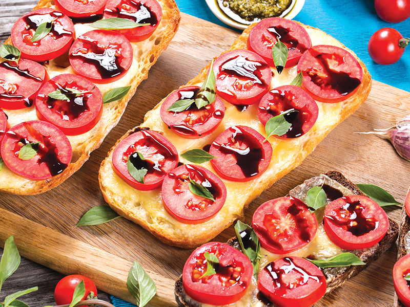 Caprese garlic bread recipe