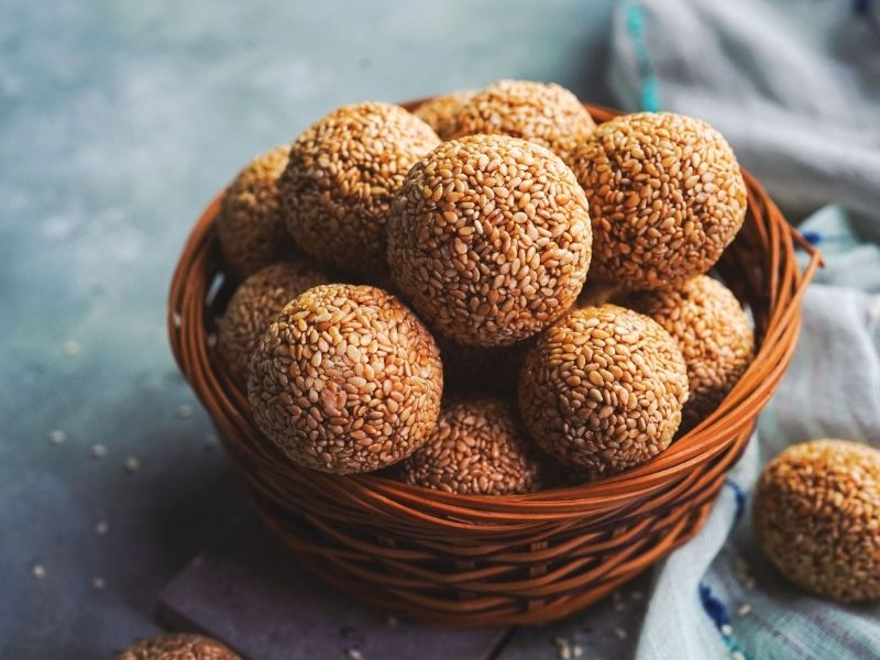 sesame seed laddu