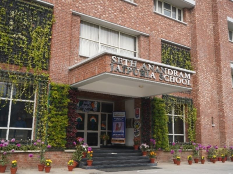 Seth Anandram Jaipuria School, Lucknow
