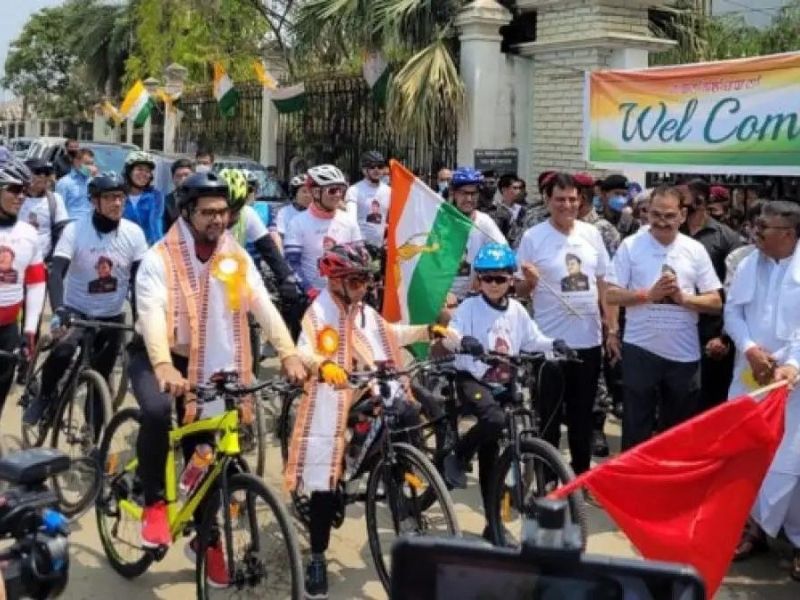 Delhi boy on 2,500-km cycling expedition to spread message of Netaji