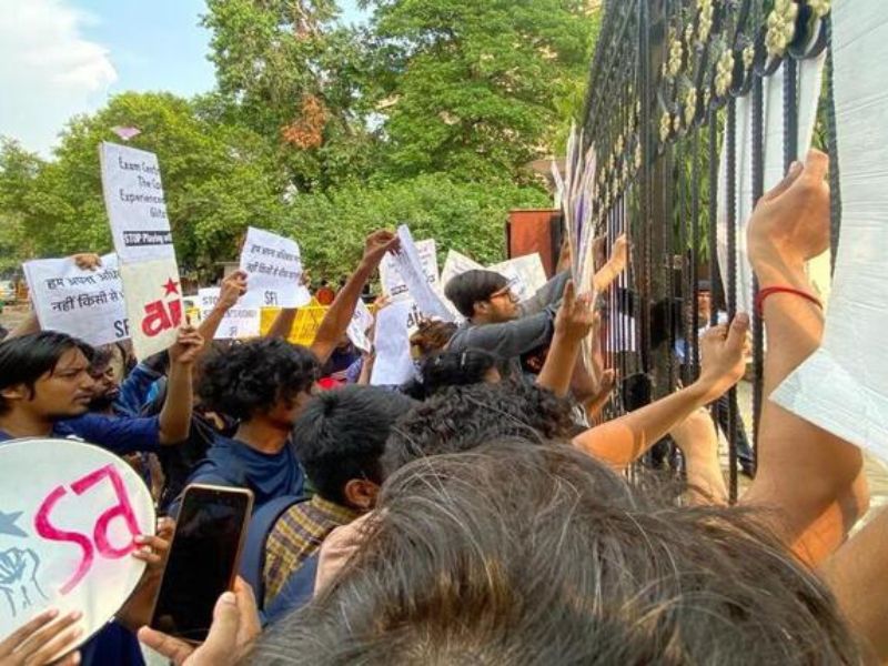 AISA stages protest outside UGC office against 'mismanagement' in NET