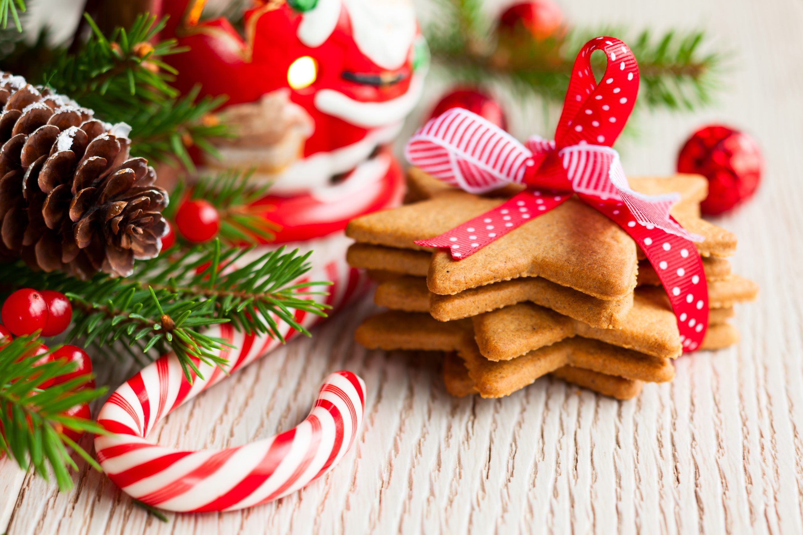 Christmas,Cookies,With,Festive,Decoration