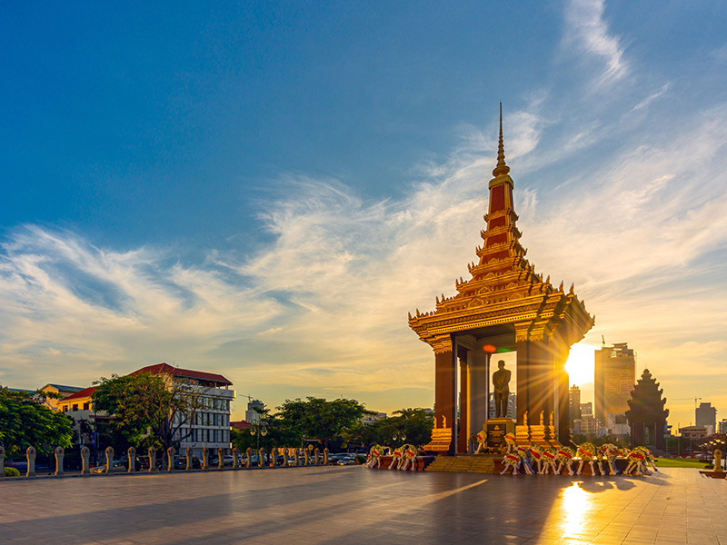 Phnom,Penh,,Cambodia,-,October,16,2019,:,A,Statue,Of