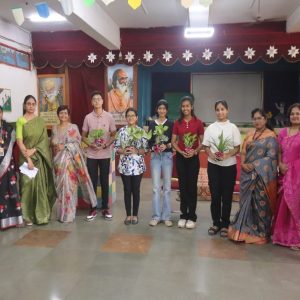 Arya Gurukul, Kalyan achieves 100% pass results in CBSE board exams 2025