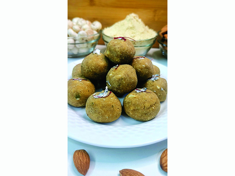 High protien Sattu and Dry Fruits Laddoo (2) copy