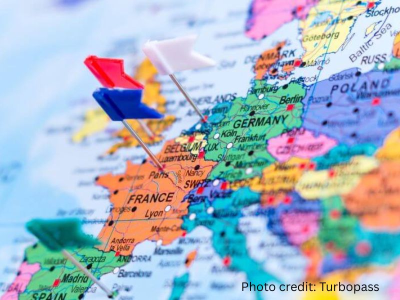 Indian students now favour Europe over UK for higher studies